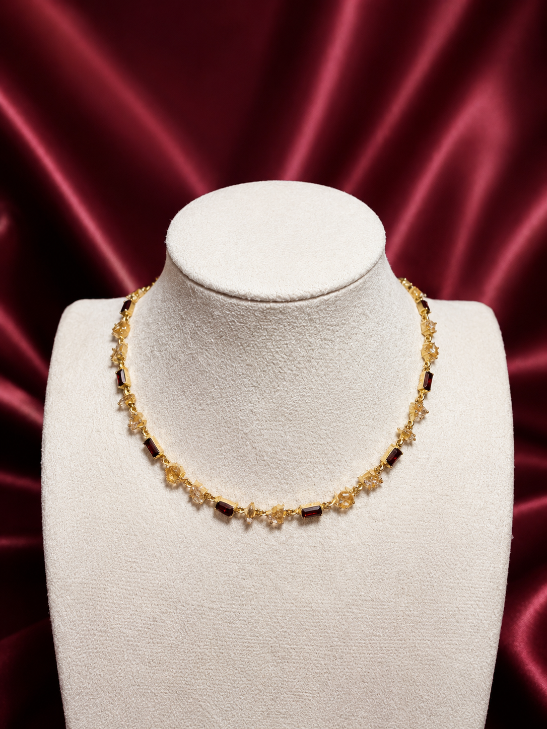 Collier Ilyana — CINDOORA